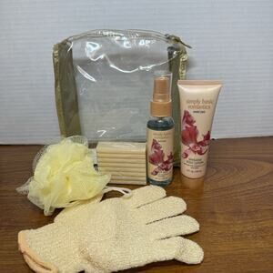 Simply Basic Sweet Pea Bath Gift Set Bath Bar Shower Body Mist & Lotion NEW